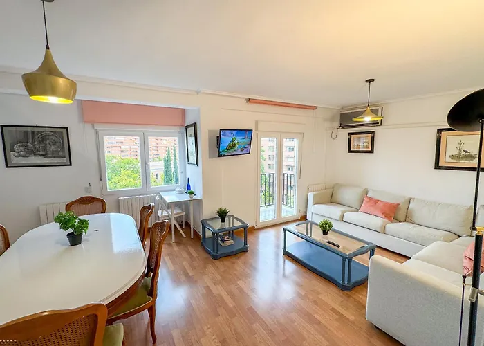 Апартаменты The Dragon Of Pilar - Turistea