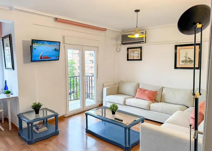 The Dragon Of Pilar - Turistea Апартаменты *