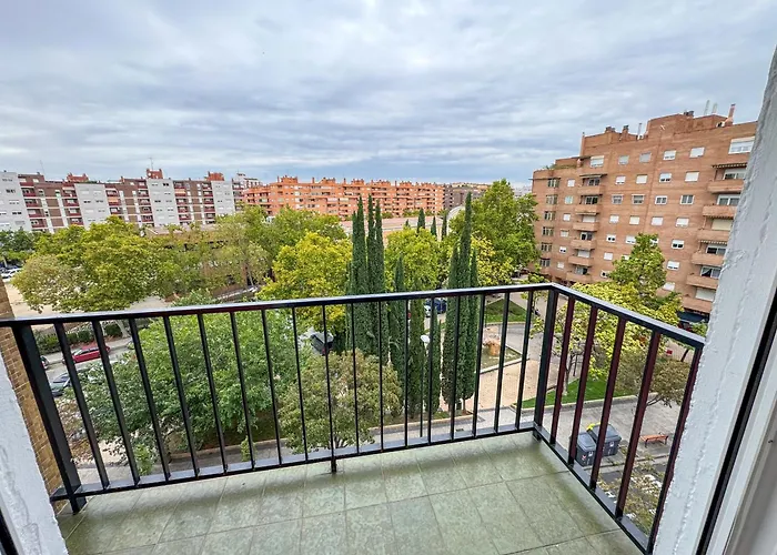 The Dragon Of Pilar - Turistea * Сарагоса